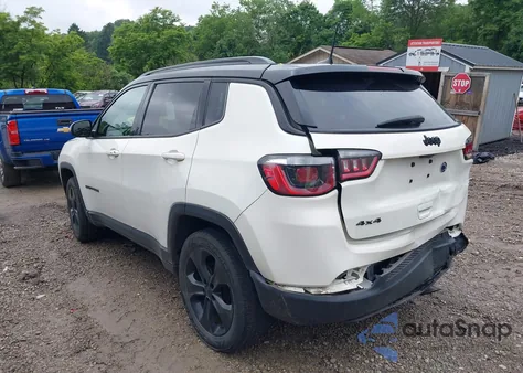 2020 Jeep Compass Altitude 4X4 из США, поврежденный, VIN 3C4NJDBBXLT209729